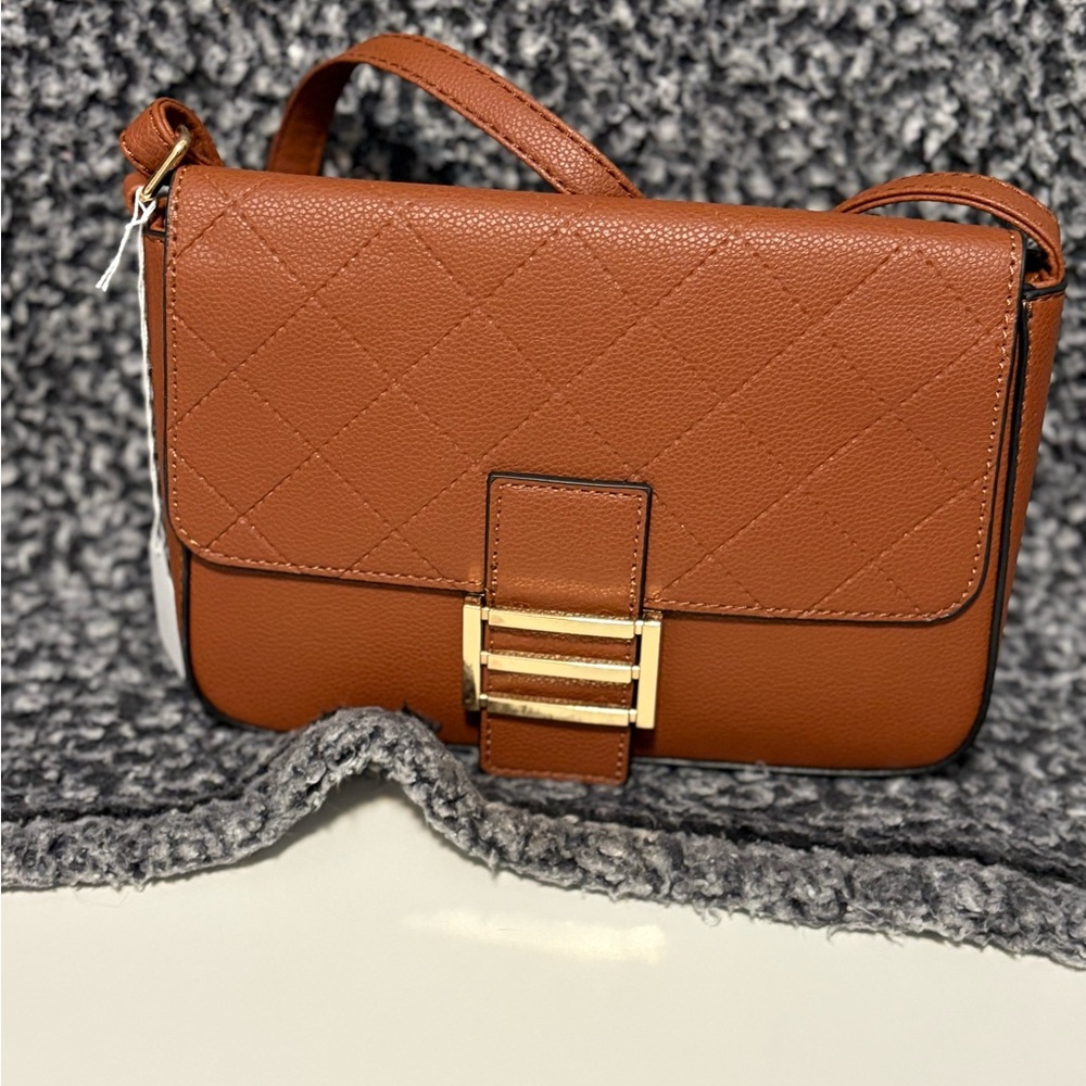 Elegant Brown Quilted Shoulder Bag